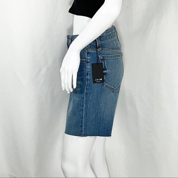 Joe’s Jeans Rory Blue Wash Raw Hems Cut Off Bermuda Jean Shorts Sz25 NWT - Picture 5 of 13